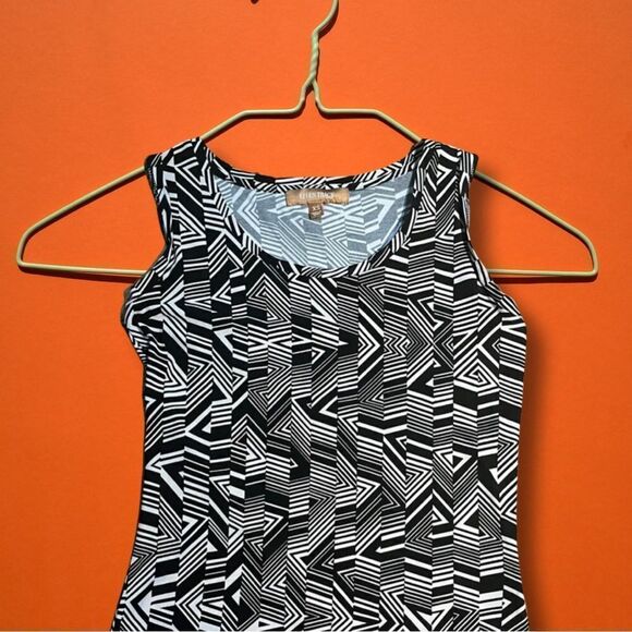 🔴Ellen Tracy Sleeves Print Top - Picture 1 of 6